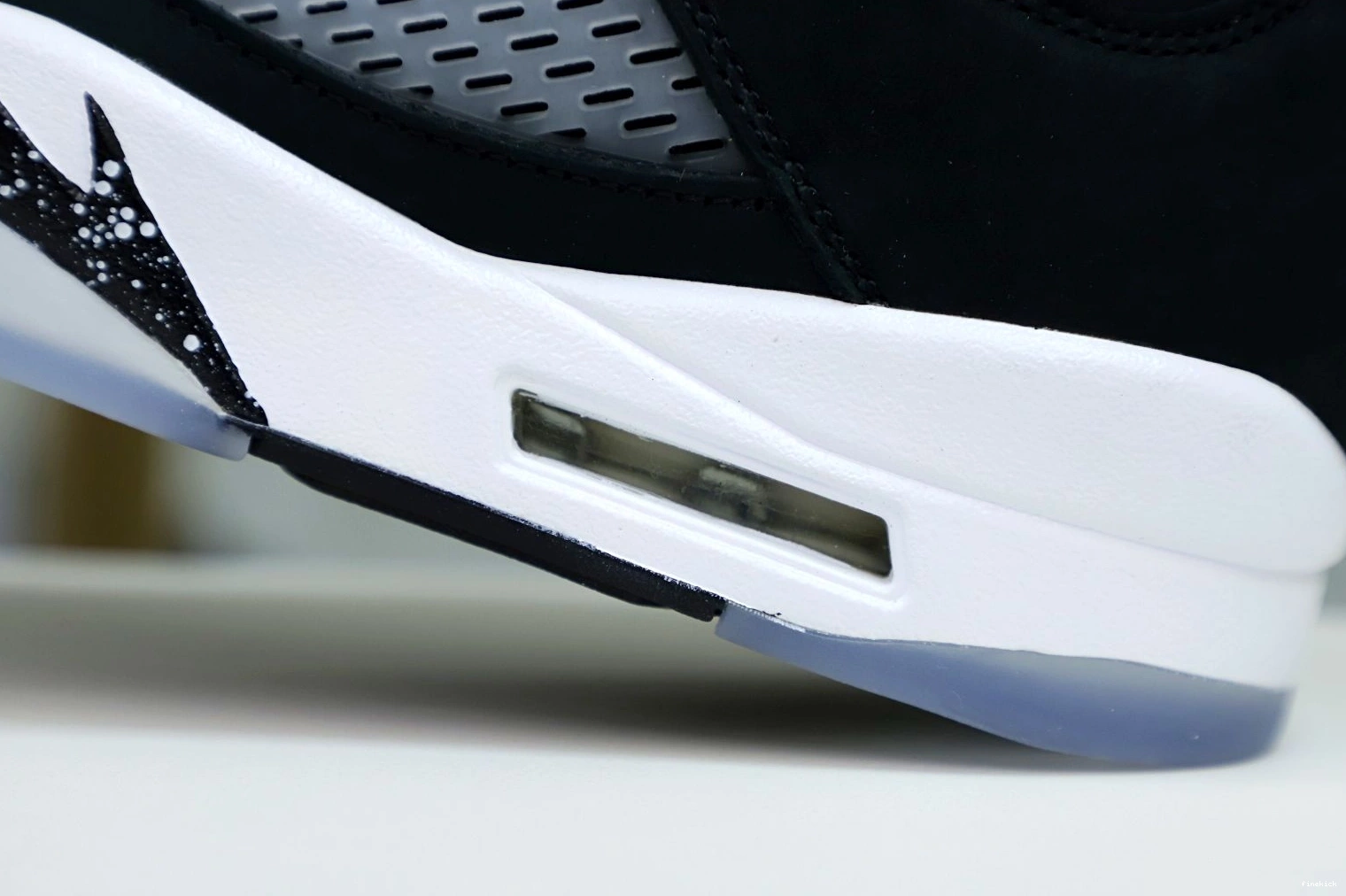 RETRO AIR 5 'OREO' 2021 JORDAN 0814